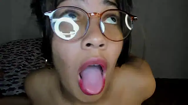 Snapshot of Jade_Dorthini chatting on February 2025 12:49:01 AM Jade Dorthini online show from February 2025 12:49:01 AM