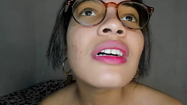 Snapshot of Jade_Dorthini chatting on February 2025 11:25:02 PM Jade Dorthini online show from February 2025 11:25:02 PM