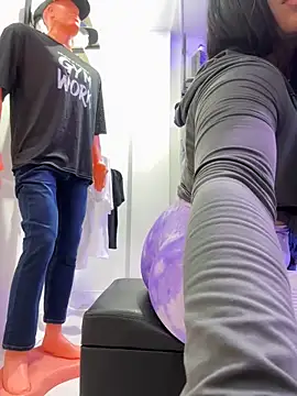 kim monti online show from November 2025 11:04:02 AM