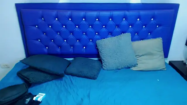 kiwii nasty online show from April 2026 10:05:02 PM