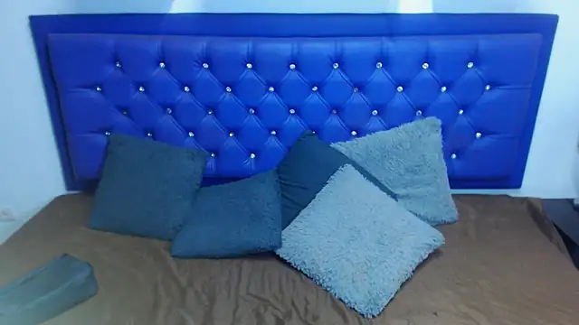 kiwii nasty online show from May 2026 11:09:01 PM