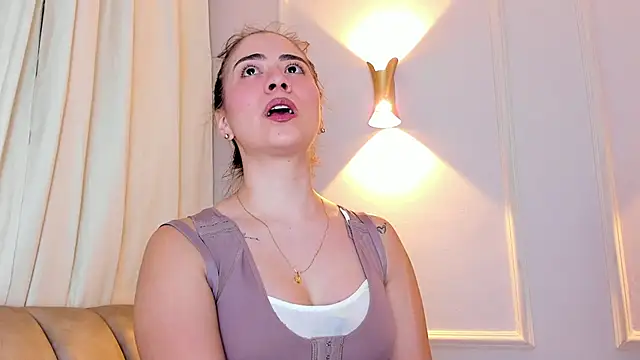 Snapshot of Lia_walton chatting on November 2025 03:26:01 PM Lia walton online show from November 2025 03:26:01 PM