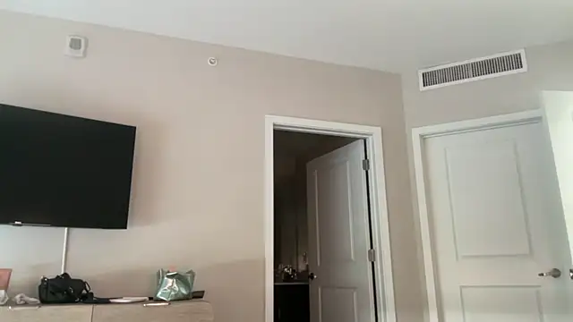 xoxoxjenn online show from April 2026 04:02:01 PM