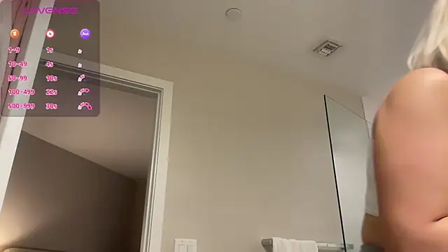 xoxoxjenn online show from March 2026 11:47:02 AM