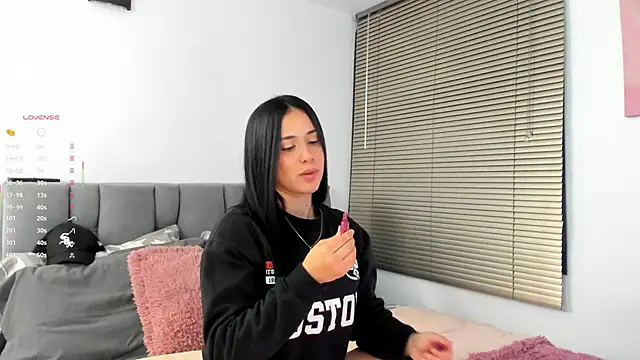 Gigi-bom online show from January 2026 11:09:01 PM