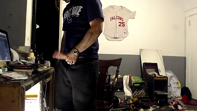 sledge901 online show from October 2025 01:07:02 AM