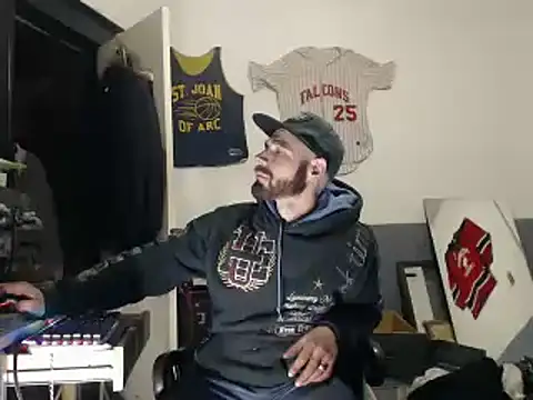 sledge901 online show from February 2025 09:38:02 PM