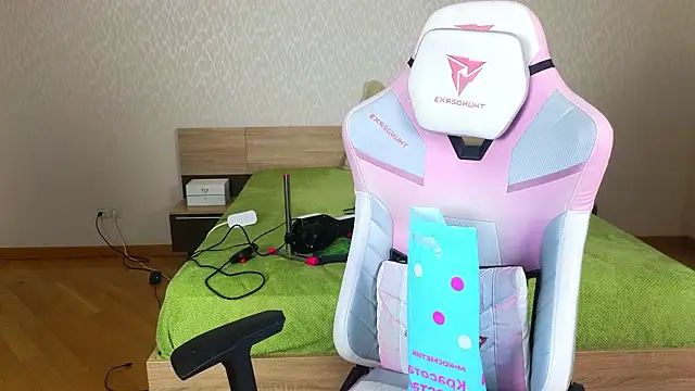 Cowell Adelina online show from March 2026 09:16:01 AM