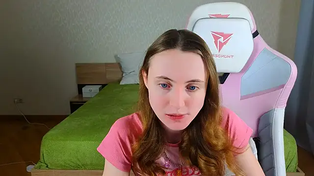 Cowell Adelina online show from December 2025 09:26:01 AM