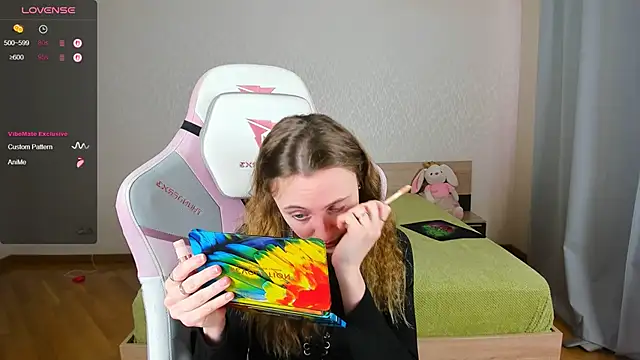 Cowell Adelina online show from November 2025 08:08:01 AM