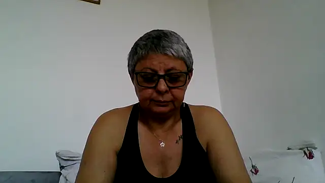 roseblak42 online show from May 2026 08:35:01 AM