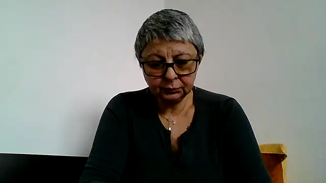 roseblak42 online show from January 2026 11:13:01 AM