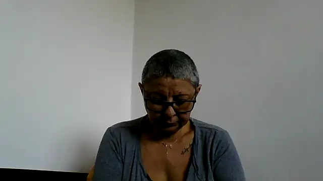 Snapshot of roseblak42 chatting on November 2025 10:36:02 AM roseblak42 online show from November 2025 10:36:02 AM