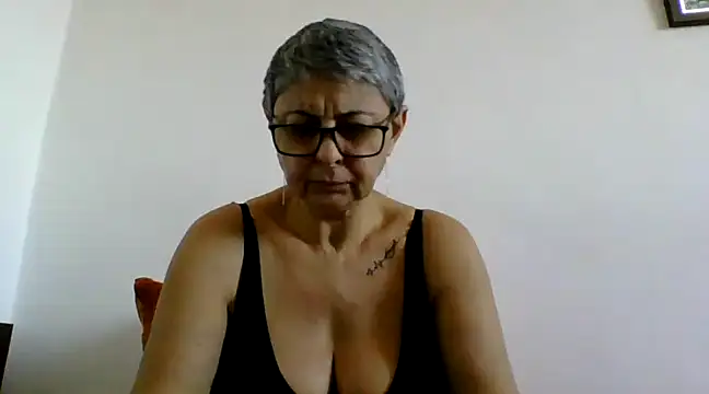 roseblak42 online show from March 2025 11:27:01 AM