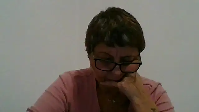 Snapshot of roseblak42 chatting on November 2025 03:27:01 PM roseblak42 online show from November 2025 03:27:01 PM