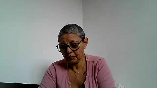 Snapshot of roseblak42 chatting on November 2025 08:26:02 AM roseblak42 online show from November 2025 08:26:02 AM