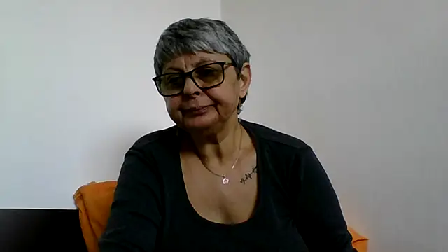 roseblak42 online show from March 2026 10:14:01 AM