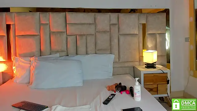 Miss Abigail  online show from March 2026 12:50:02 PM