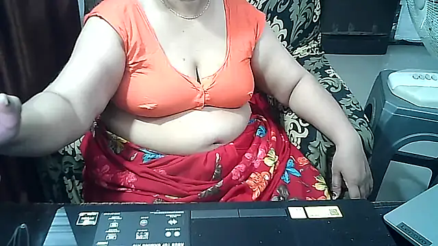 Snapshot of Punambhabisexy chatting on October 2025 07:43:02 AM Punambhabisexy online show from October 2025 07:43:02 AM