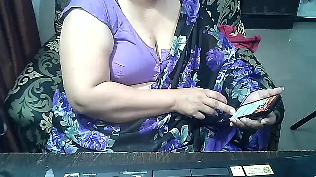 Snapshot of Punambhabisexy chatting on November 2025 04:18:01 PM Punambhabisexy online show from November 2025 04:18:01 PM