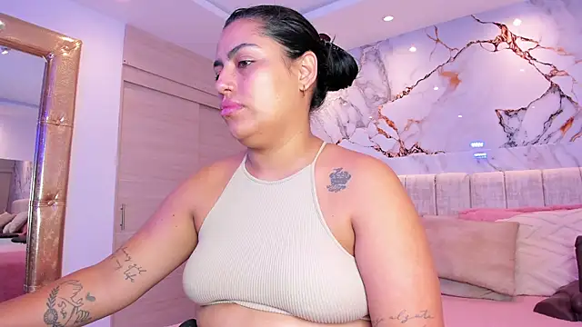 kiana cream online show from December 2025 11:42:02 AM