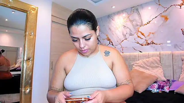 kiana cream online show from February 2026 11:42:02 AM