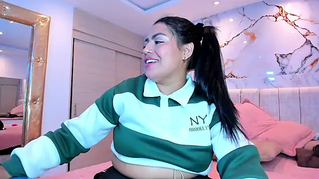 kiana cream online show from March 2026 02:34:01 AM