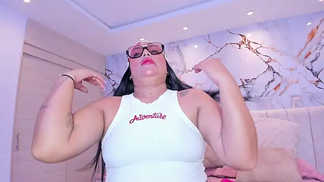 kiana cream online show from January 2026 04:29:02 AM