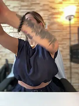  Abril-Office1 online show from February 2026 04:18:02 PM