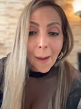  Abril-Office1 online show from March 2026 03:23:01 PM