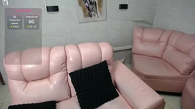 Penelope Nipples  online show from February 2026 12:01:02 PM