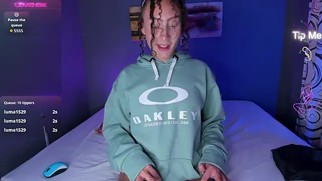 IsabellaSpencer online show from November 2025 10:13:02 PM