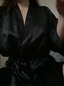 Snapshot of Ruby_bear chatting on November 2025 04:06:01 AM Ruby bear online show from November 2025 04:06:01 AM