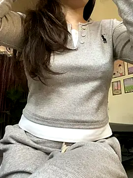 Ruby bear online show from December 2025 03:54:01 AM