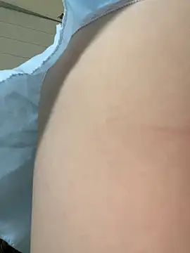 Snapshot of Ruby_bear chatting on October 2025 04:36:02 AM Ruby bear online show from October 2025 04:36:02 AM