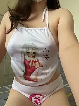 Snapshot of Ruby_bear chatting on October 2025 03:40:02 AM Ruby bear online show from October 2025 03:40:02 AM