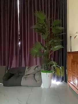 Ruby bear online show from April 2026 04:06:01 AM