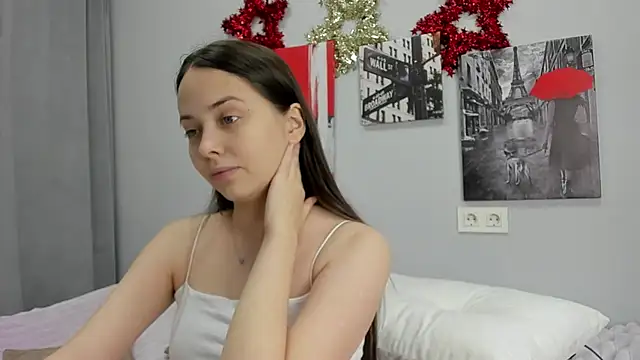 Tiny JuJu online show from December 2025 01:17:01 AM