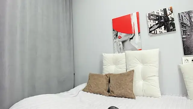 Tiny JuJu online show from March 2026 01:06:01 AM