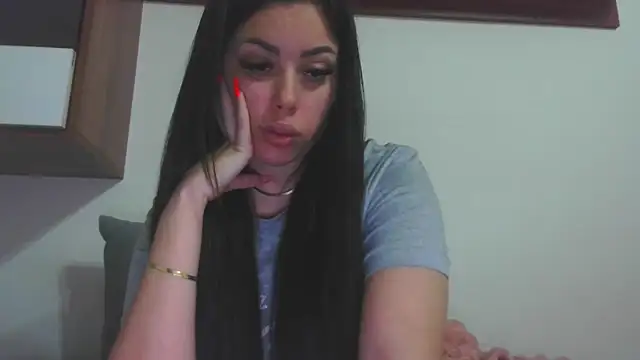 LovelyJulliette online show from April 2026 05:30:01 PM