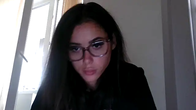 Snapshot of LovelyJulliette chatting on October 2025 11:51:02 AM LovelyJulliette online show from October 2025 11:51:02 AM