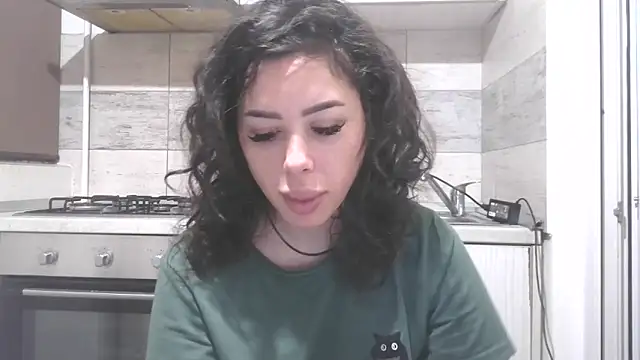 LovelyJulliette online show from February 2026 04:51:02 PM