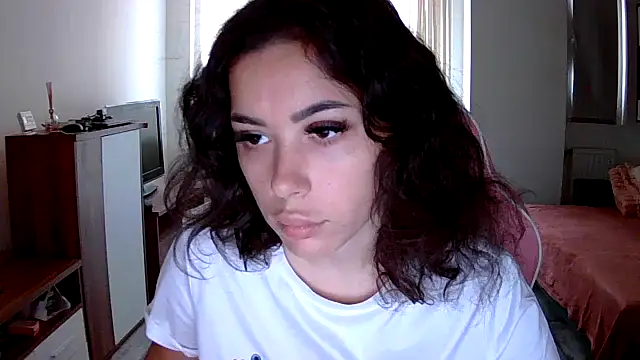Snapshot of LovelyJulliette chatting on September 2025 11:49:02 AM LovelyJulliette online show from September 2025 11:49:02 AM