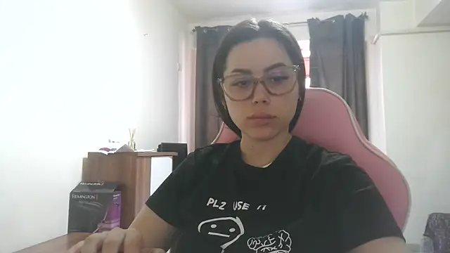 LovelyJulliette online show from June 2026 10:15:02 AM