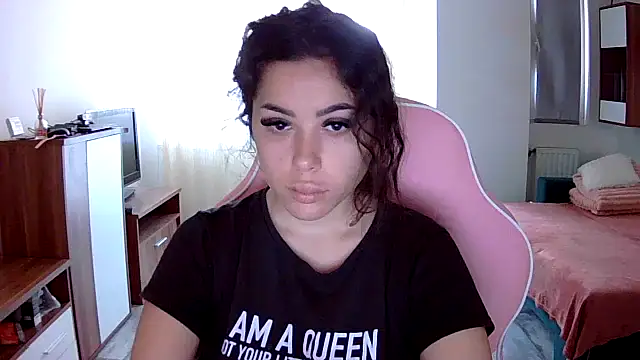 Snapshot of LovelyJulliette chatting on September 2025 10:21:02 AM LovelyJulliette online show from September 2025 10:21:02 AM