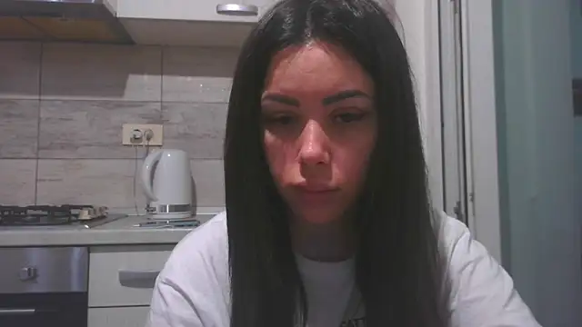 LovelyJulliette online show from May 2026 12:30:01 PM