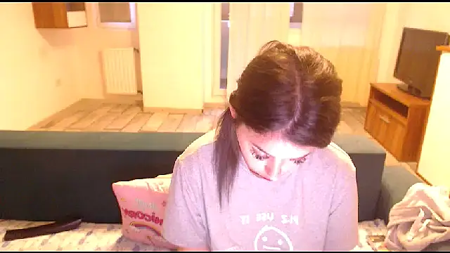 Snapshot of LovelyJulliette chatting on March 2025 04:15:02 PM LovelyJulliette online show from March 2025 04:15:02 PM