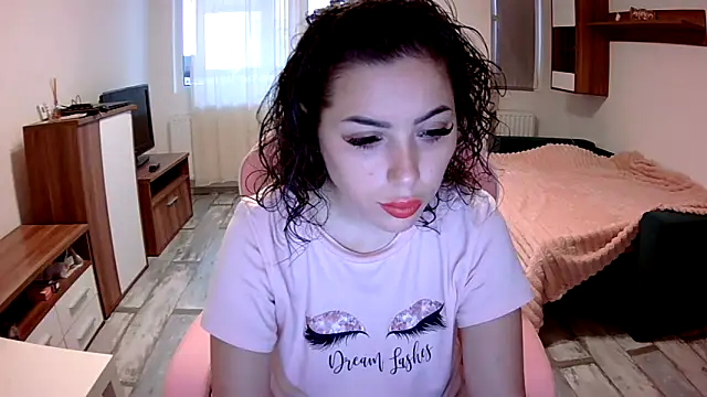 Snapshot of LovelyJulliette chatting on October 2025 12:06:02 PM LovelyJulliette online show from October 2025 12:06:02 PM