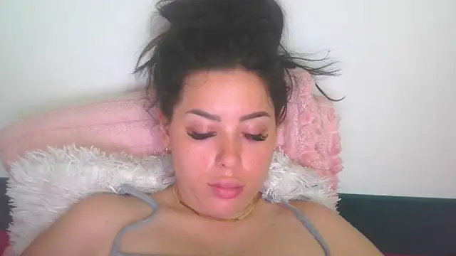 Snapshot of LovelyJulliette chatting on June 2026 01:41:02 PM LovelyJulliette online show from June 2026 01:41:02 PM