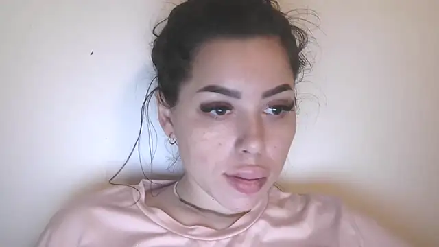 LovelyJulliette online show from February 2026 06:19:02 PM